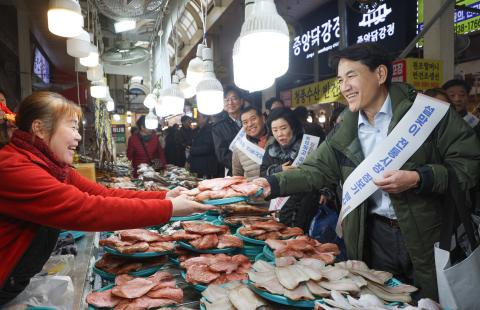 속초관광수산시장 설장보기행사